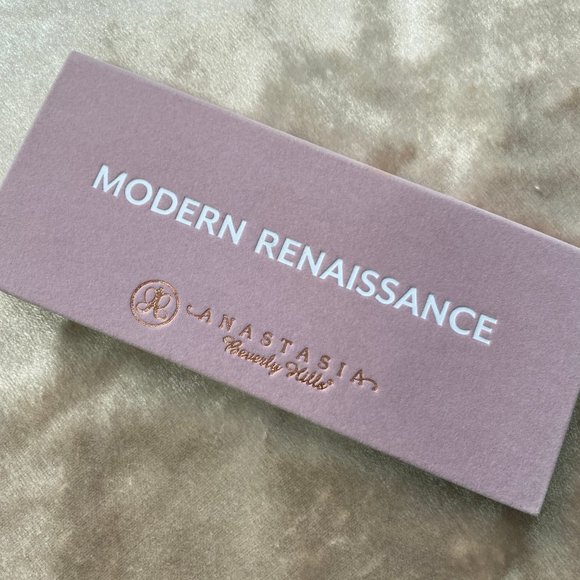 Anastasia Beverly Hills Modern Renaissance Eyeshadow Palette - Picture 3 of 5